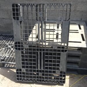 Plastic pallet 80 x 120
